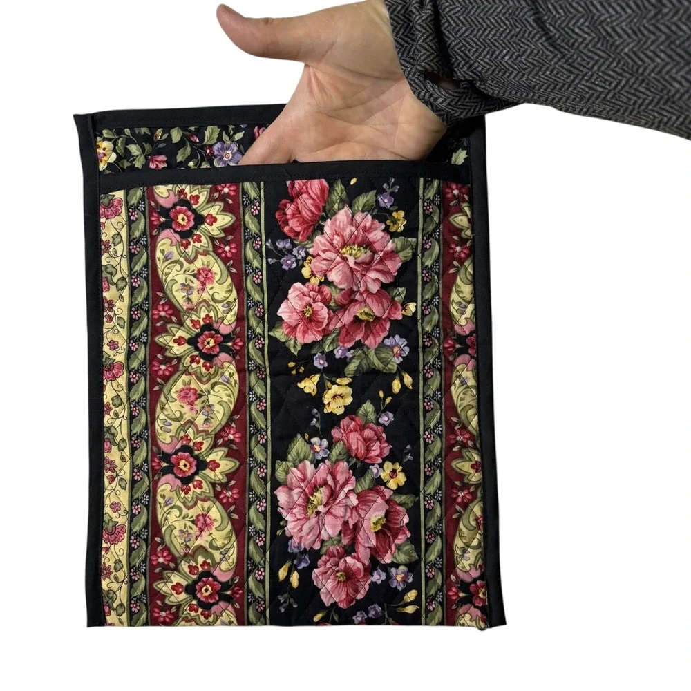 Floral Quilted Pouch Pocket‎ Organizer Black Pink Yellow Burgundy Vintage Accent